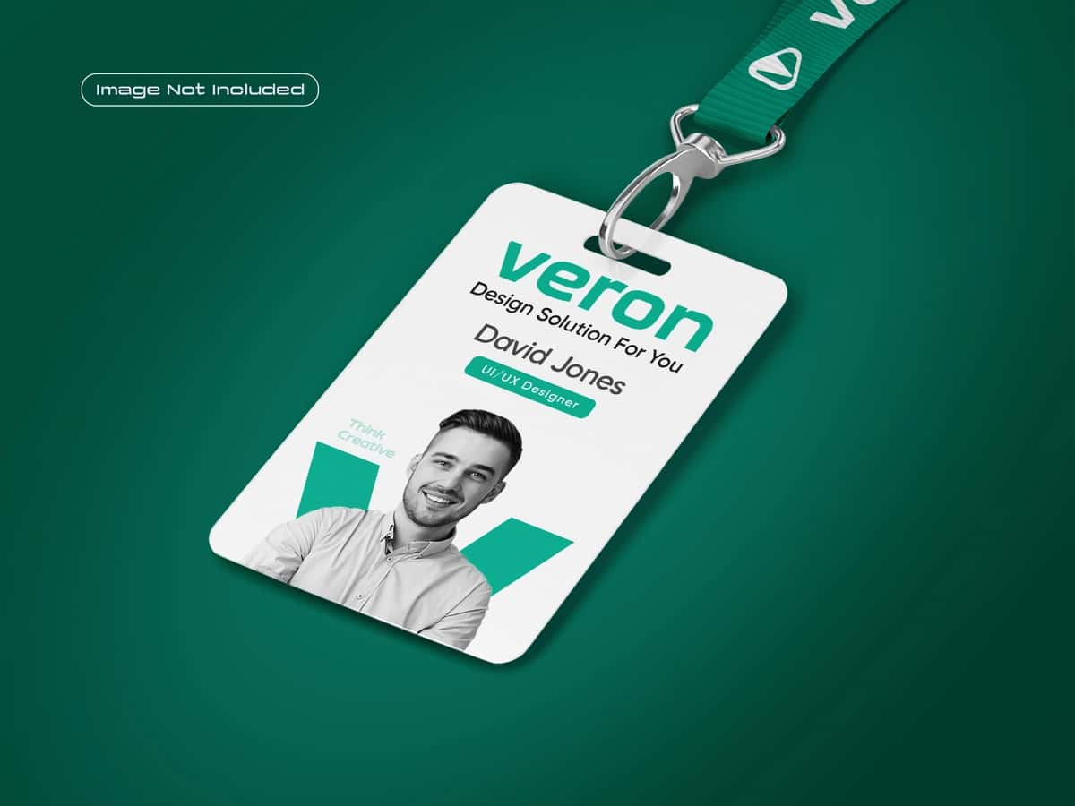 Bog'lar maketi bilan vertikal identifikator | Vertical id card with lanyards mockup 1
