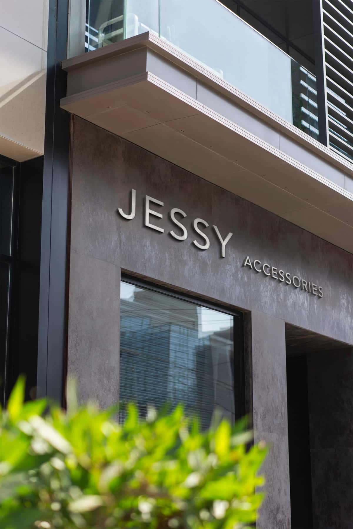 Logo maketi zamonaviy fasad belgisi | Logo mockup modern facade sign 1