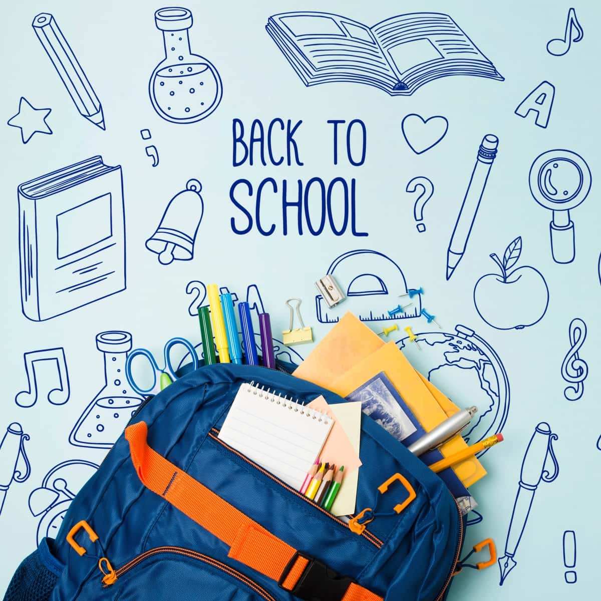 Yuqori ko'rinishdagi ko'k maktab sumkasi | Top view blue school bag with supplies 1