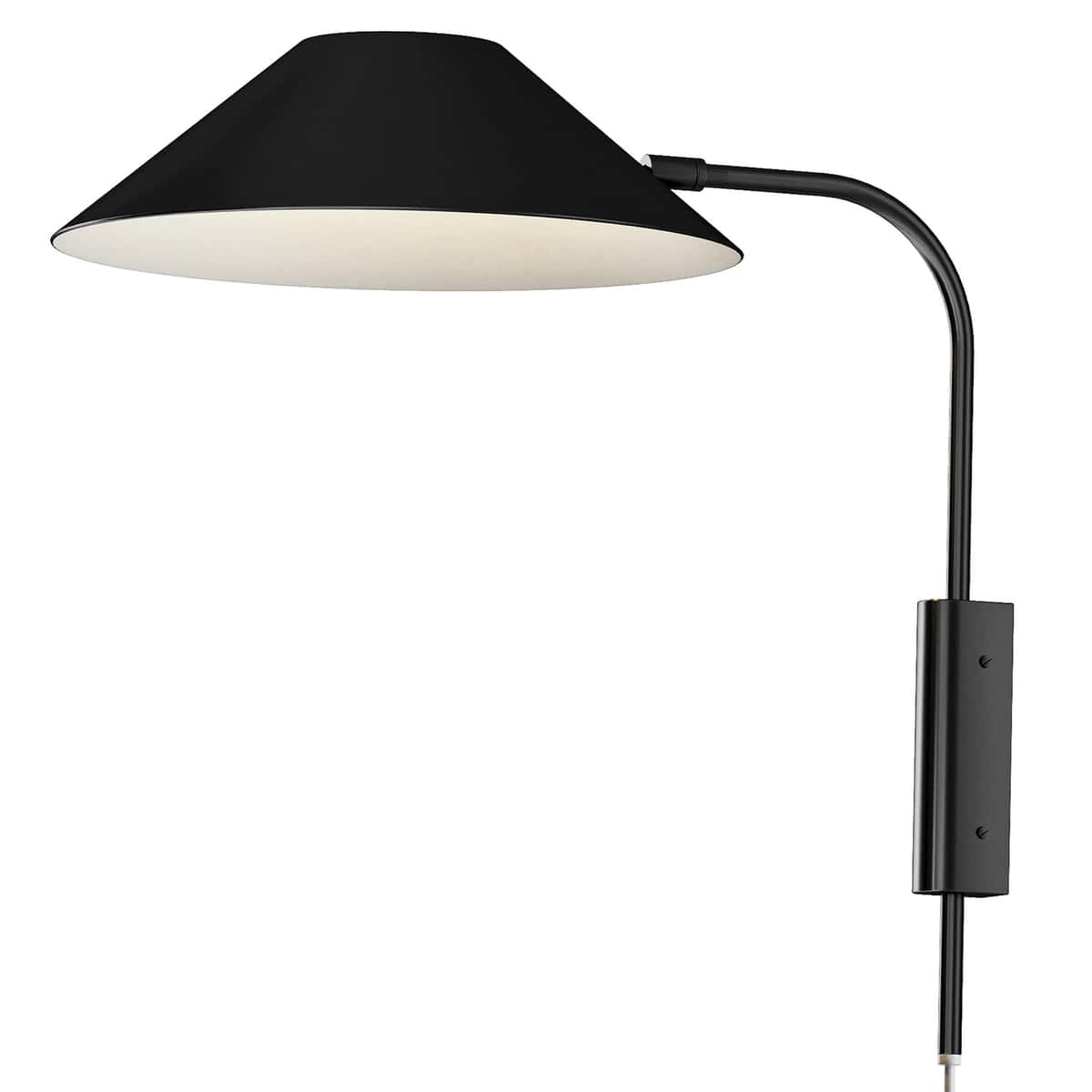 Shiloh Plug-In Sconce 2
