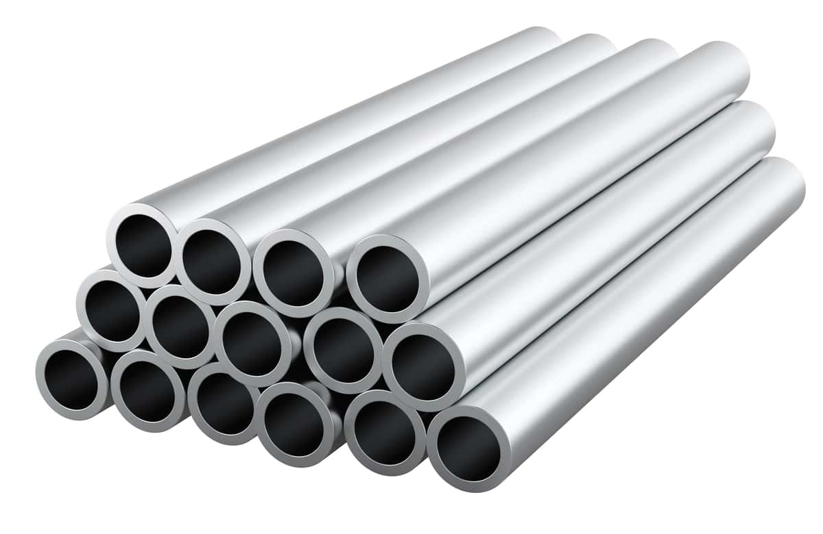 Po'lat quvurlar to'plami zanglamaydigan po'latdan yasalgan yumaloq quvurlar 3D render izolyatsiya qilingan | Steel pipes stack stainless steel round pipes 3d rendering isolated 1