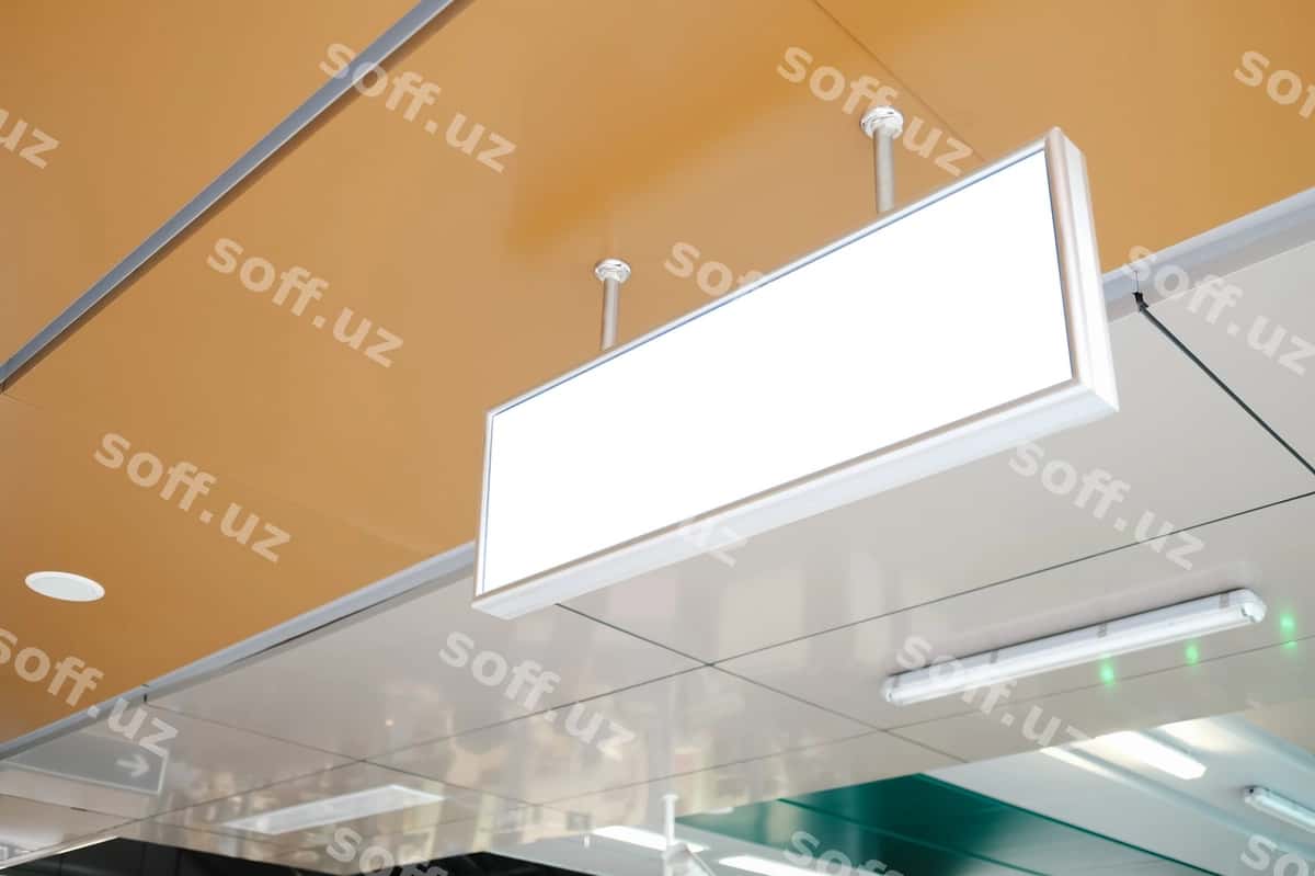 Bo'sh reklama billboardi aeroport | Blank advertising billboard airport 1