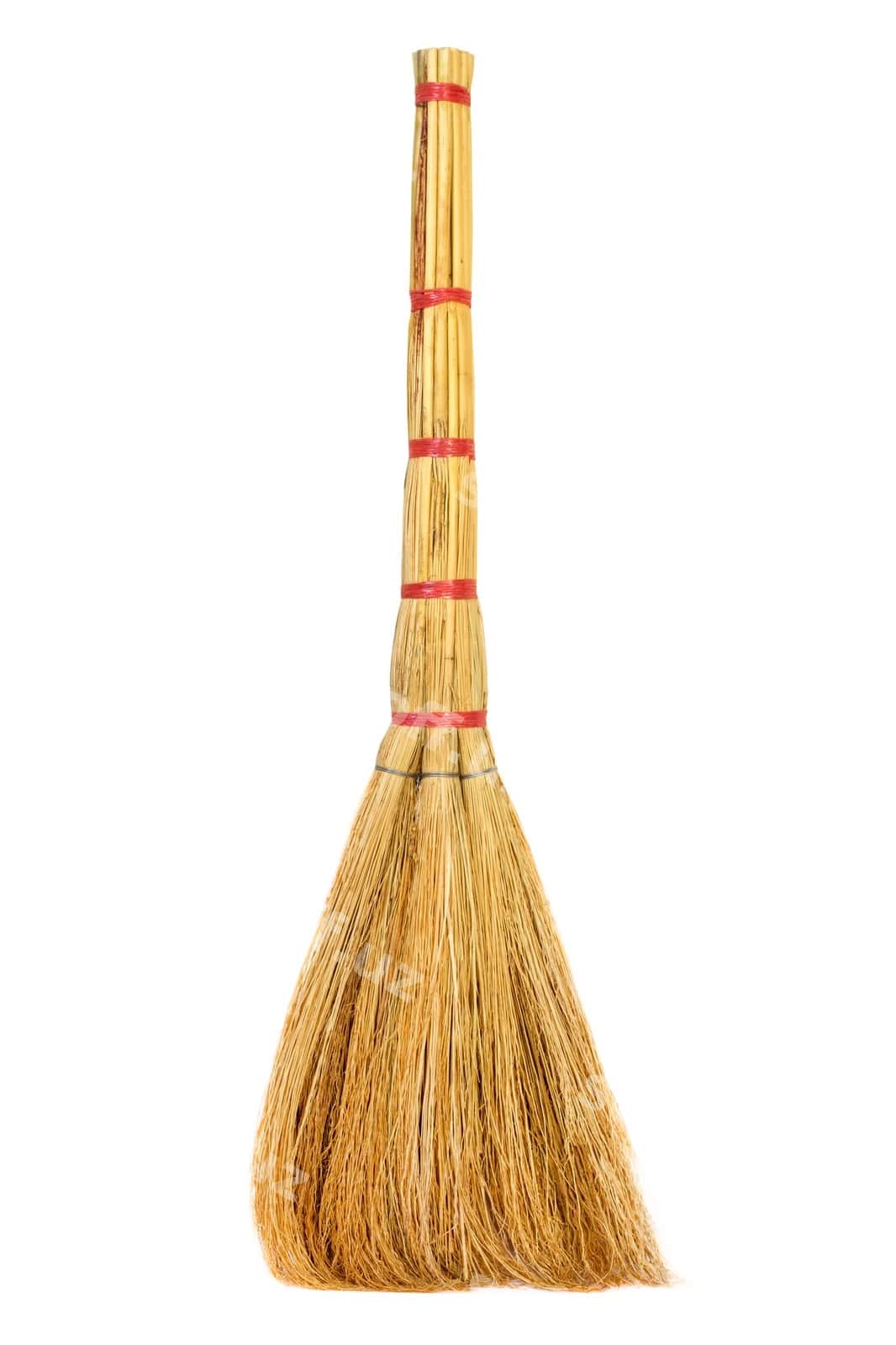 Izolyatsiya qilingan oq fon supurgi | Broom isolated white background 1