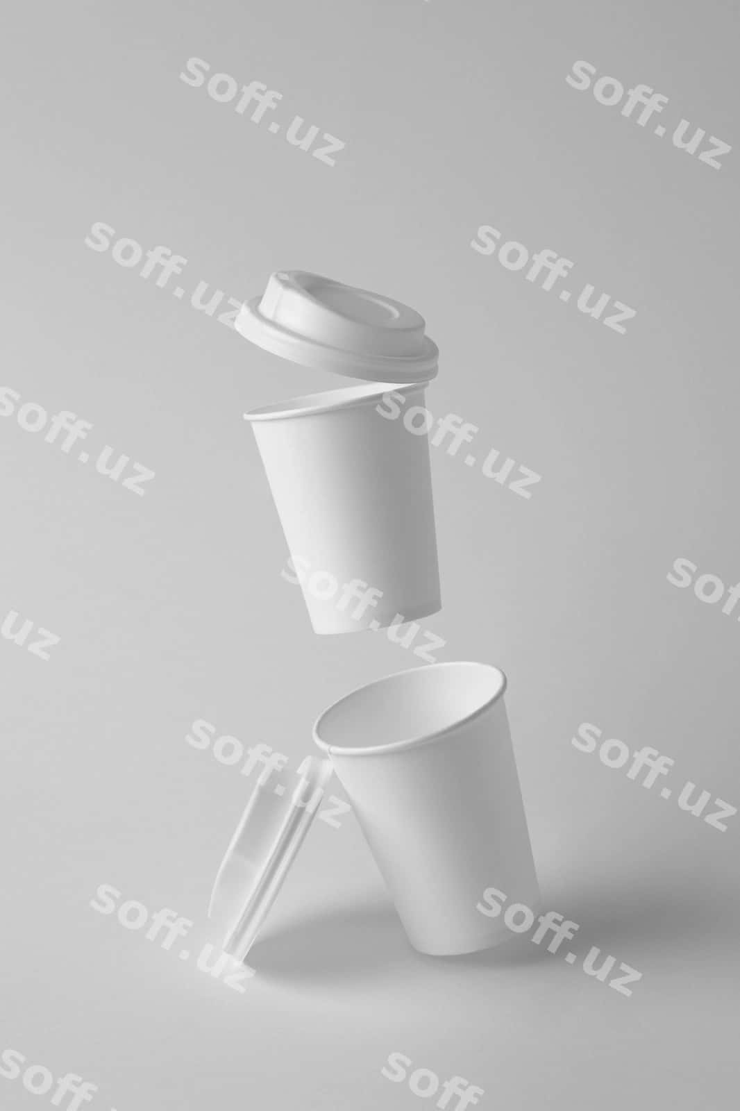 Suzg'in qog'oz stakanchik modeli | Levitating paper cup mockup 1