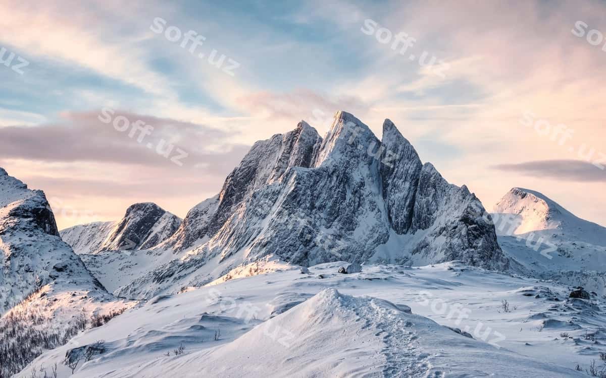 Qadrli qorli tog manzarasi | Scenery majestic snow mountain 1