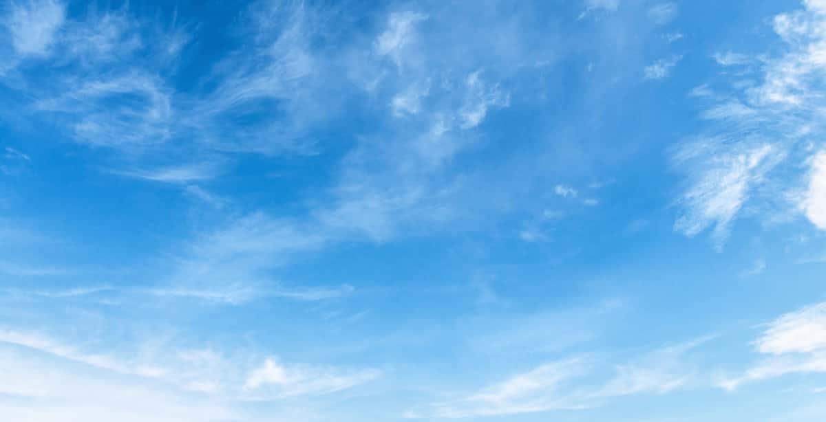 Osmon musaffo, bulutli | Sky is blue clear with clouds 1