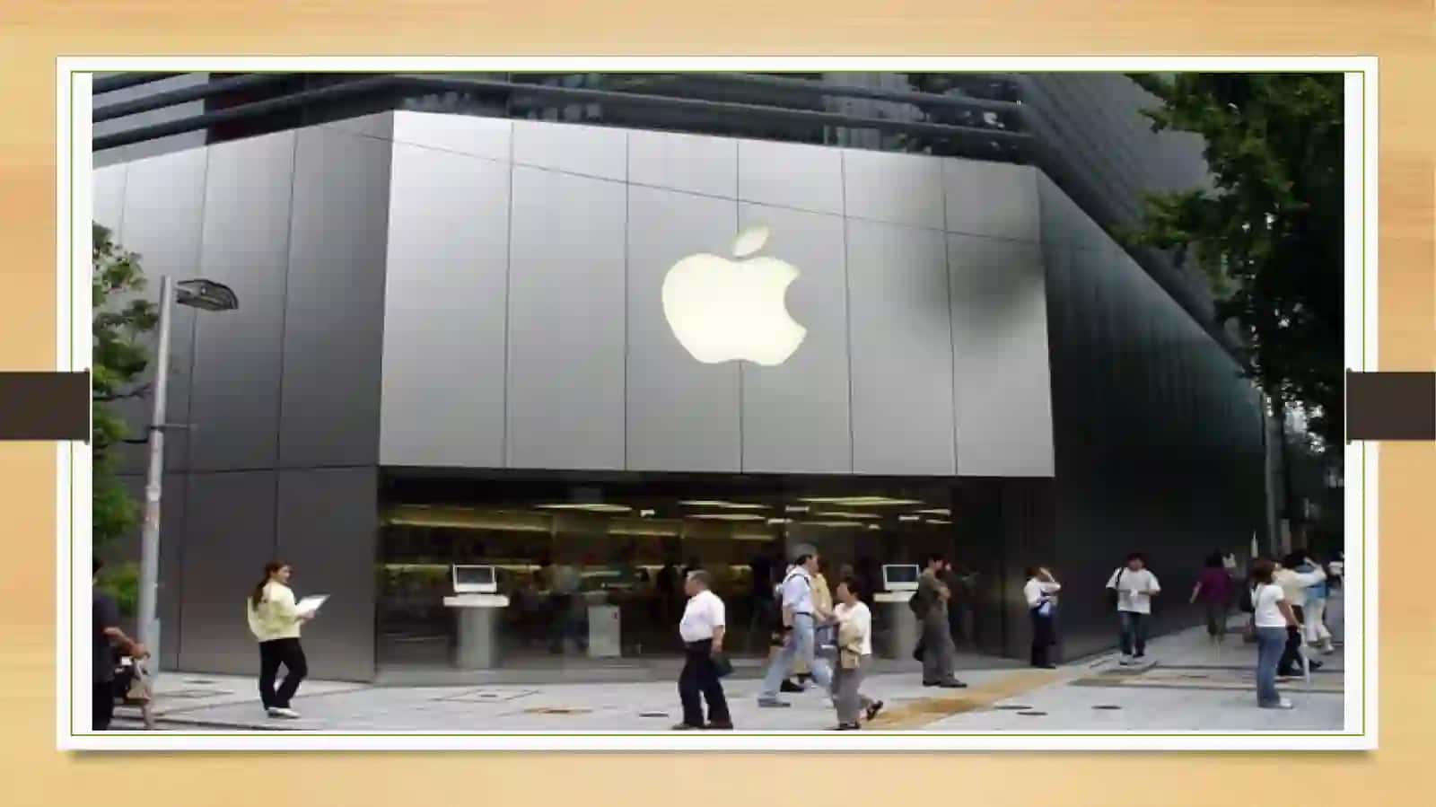 Apple 4