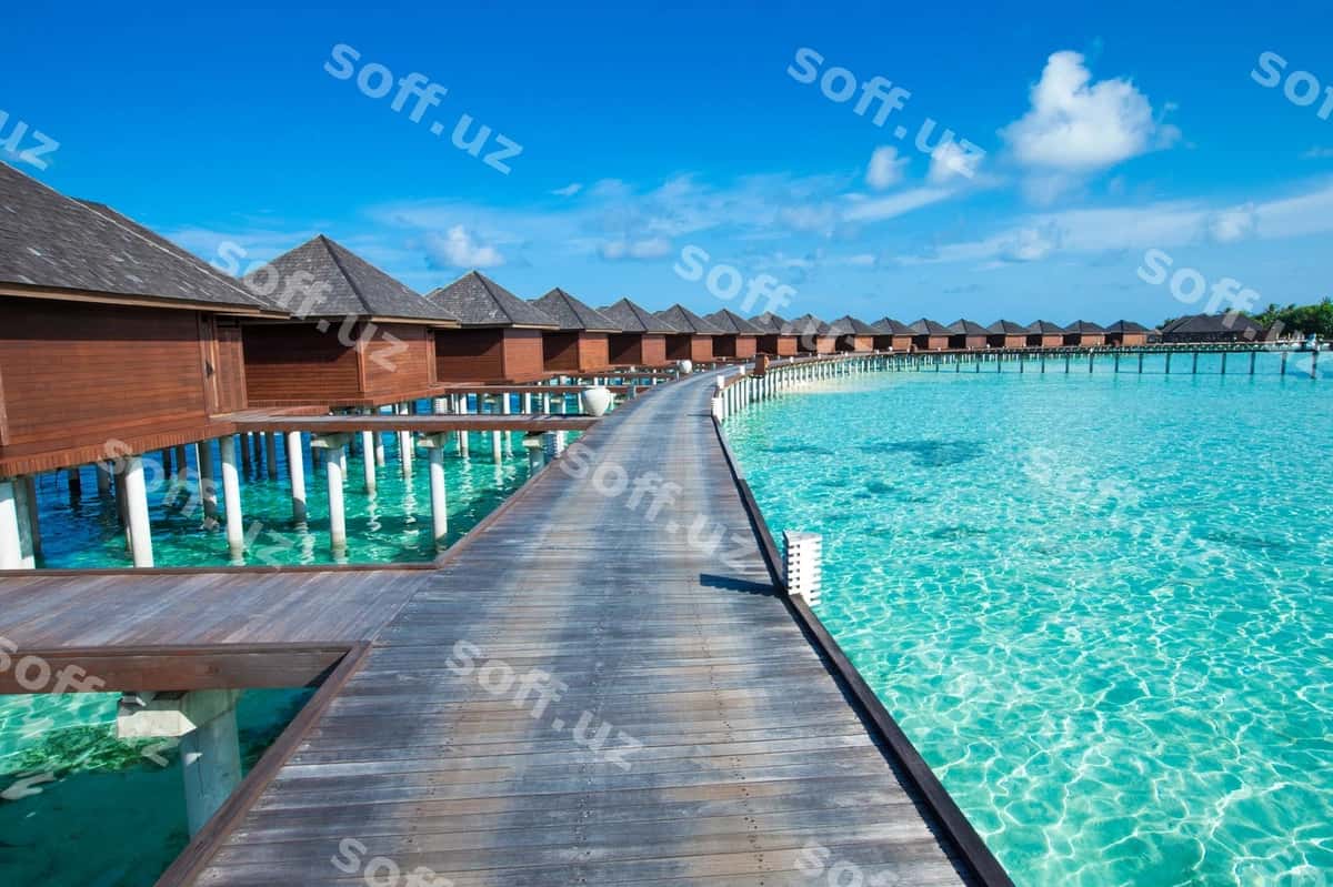 Tropik Maldivlar oroli poezd bilan | Tropical maldives island with beach 1
