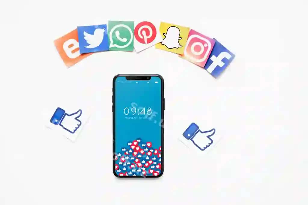 Smartfon namunasi ijtimoiy media tushunchasi bilan | Smartphone mockup with social media concept