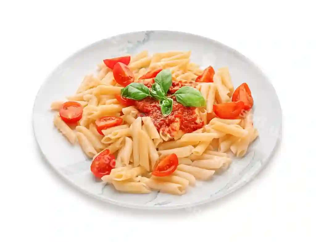 Tovlang mammtob pastani oq bolonye sousesi bilan. | Plate delicious pasta with bolognese sauce white