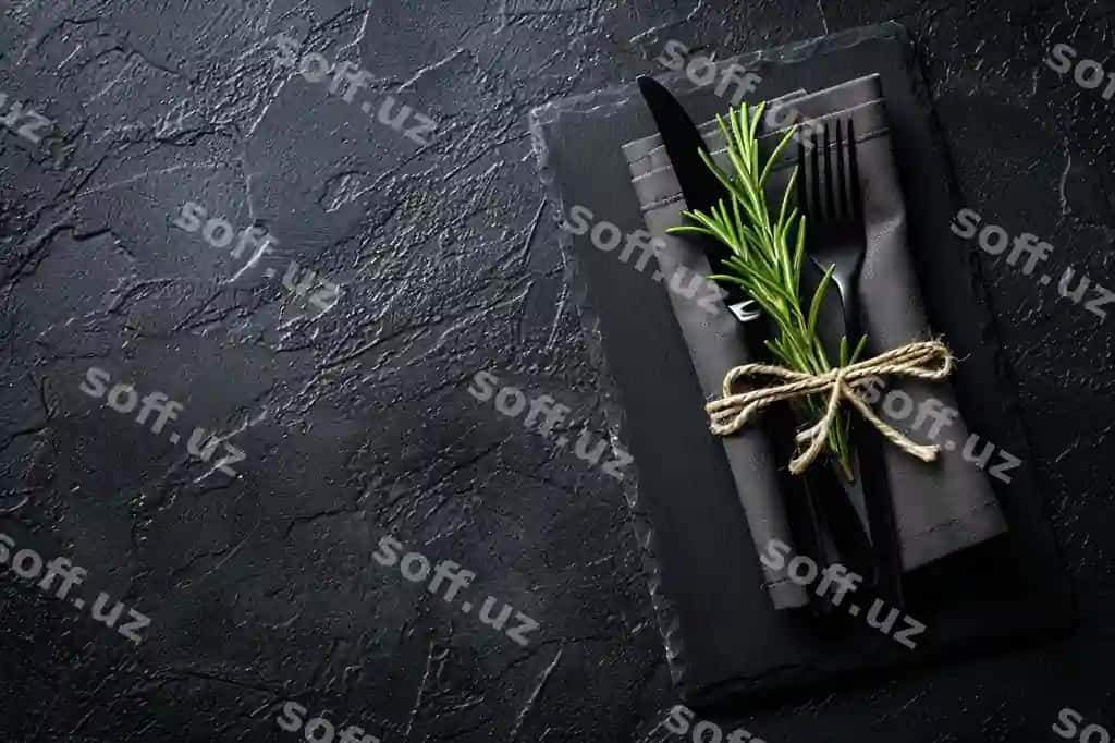 Elegant kumush choyonlar kristall qo'llanmalar bilan | Elegant silver cutlery with crystal handles
