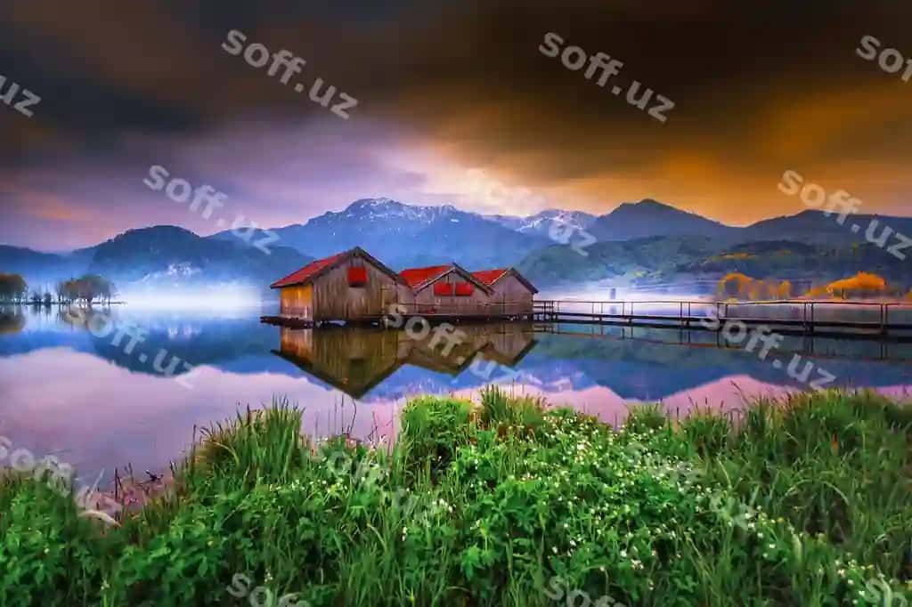 Ko'rsak yonidagi uy cho'pon orqa fonda | House by lake with mountains background