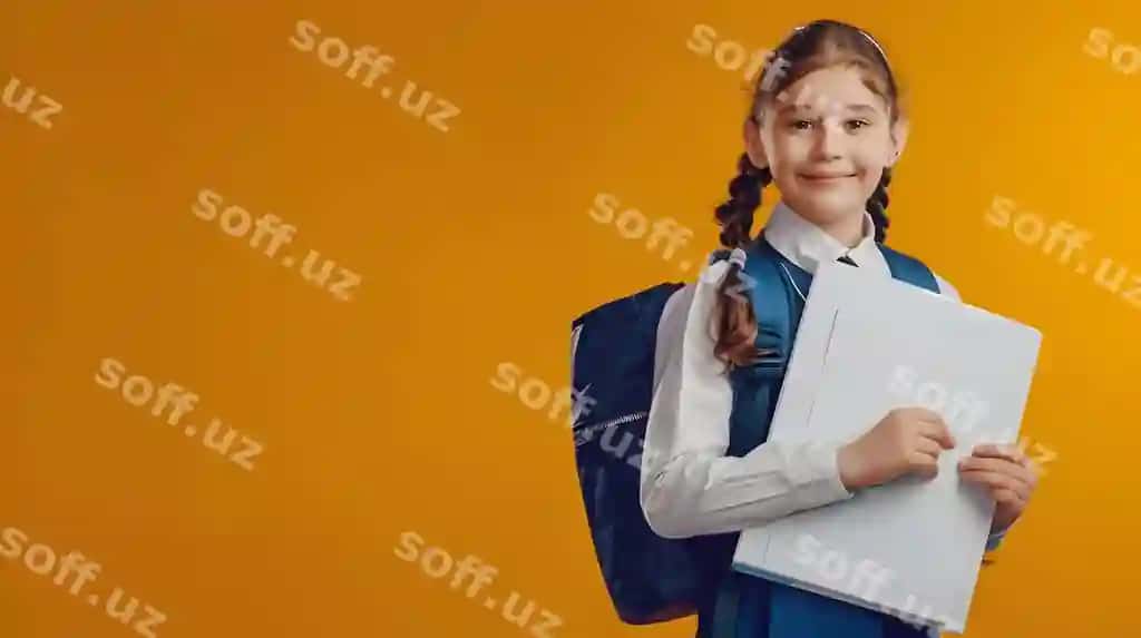 Xush kelibsiz, maktab qiz bola sumka bilan qaytganingiz bilan nusha joyi baner pлакат | Welcome back school school girl with bag pack back school copy space banner poster