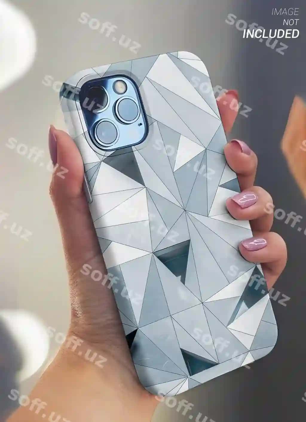 Ayol tutgan iphone qolip namuna POV | Woman holding iphone case mockup pov