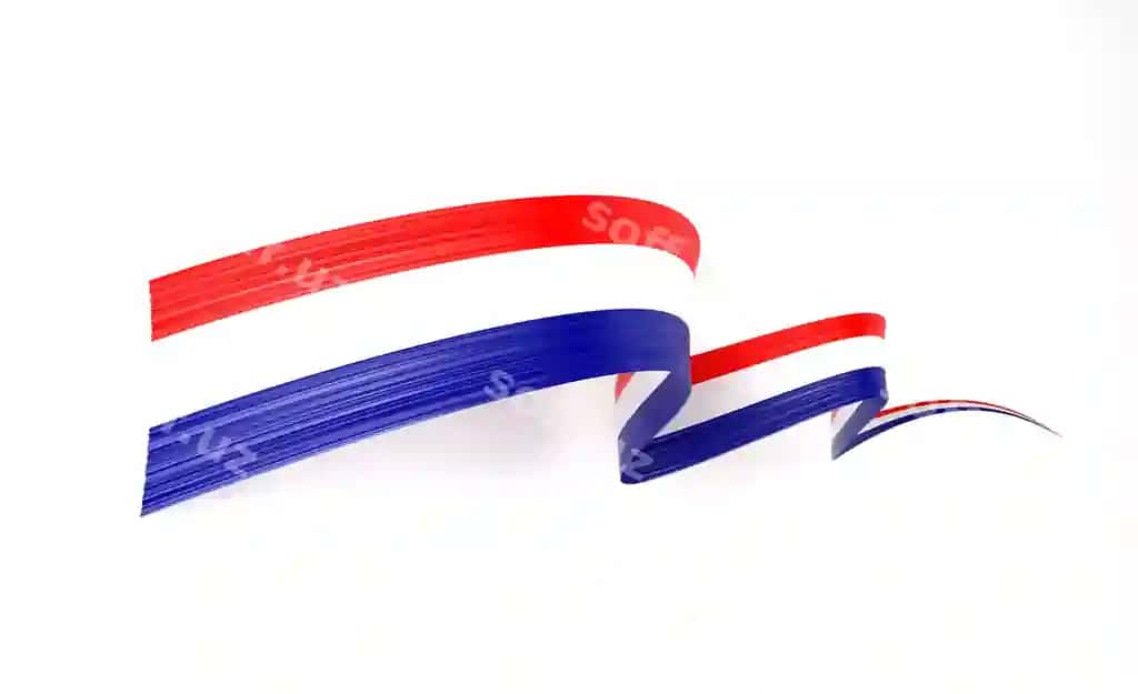 3d Xorvatiya bayragi 3d dalgali parqli Xorvatiya rimli bayragi ajraltirilgan oq fonda 3d illustratsiya | 3d flag croatia 3d wavy shiny croatia ribbon flag isolated white background 3d illustration