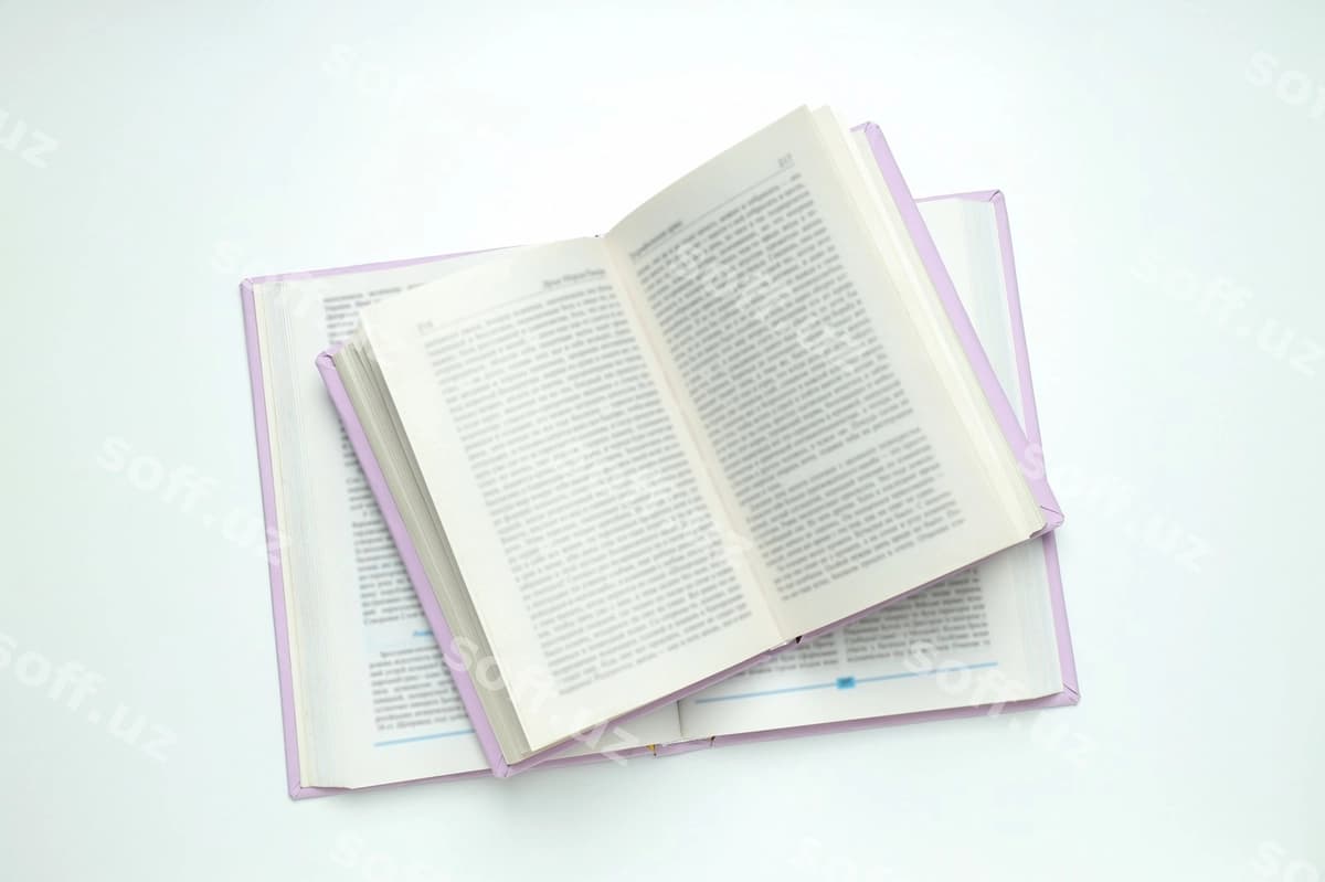 Ochiq kitob yorqin orqa fonda | Open book light background