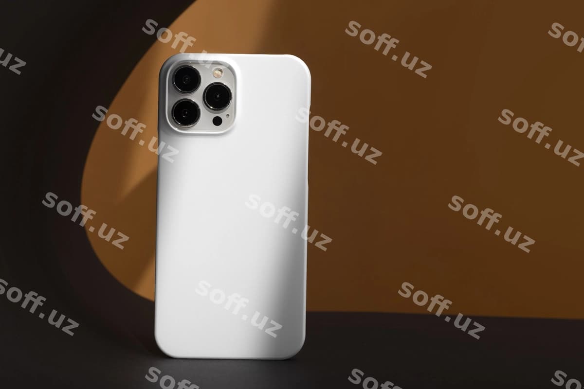 Smartfon qadoqi studio namunasi | Smartphone case studio mockup