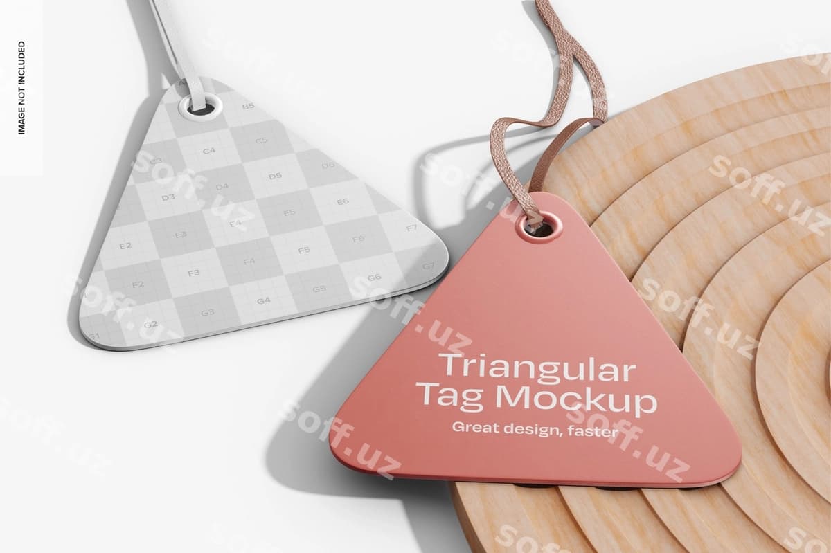 Uchburchak belgilari podium namunasi bilan | Triangular tags with podium mockup