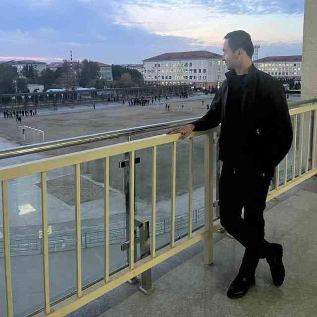 Bobur Allayorov