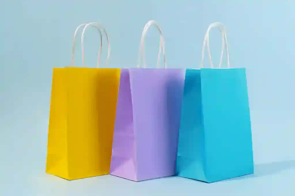 Qog'oz paket maketi | Paper bag mockup