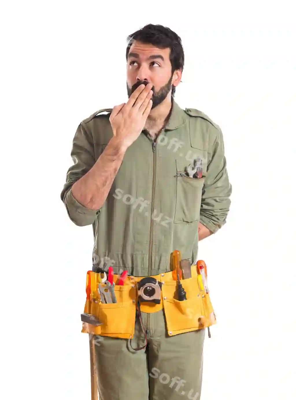 Mexanik sorqish harakatini qilmoqda. | Mechanic doing surprise gesture